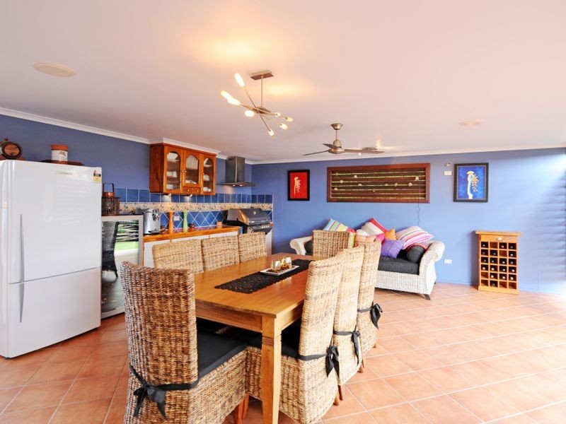 2 Buckingham Court, Gladstone QLD 4680