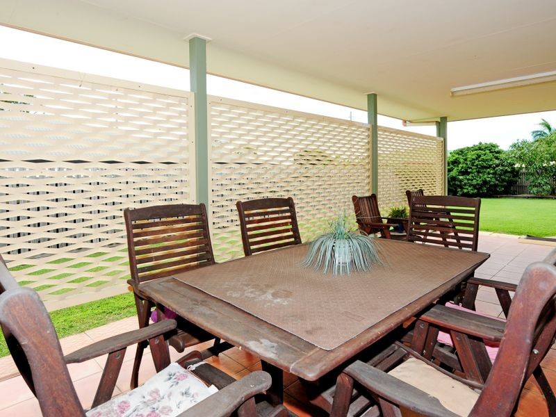 5 Sandringham Close, Telina QLD 4680