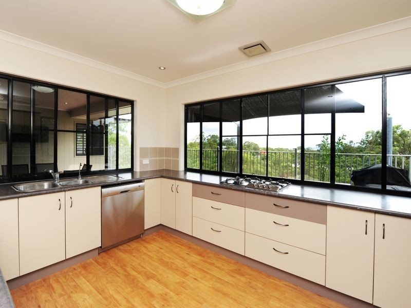 29 West Ridge Crescent, Gladstone QLD 4680