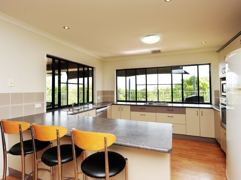 29 West Ridge Crescent, Gladstone QLD 4680