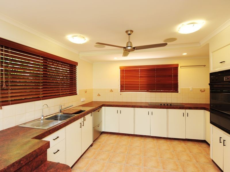 29 Kent Street, West Gladstone QLD 4680