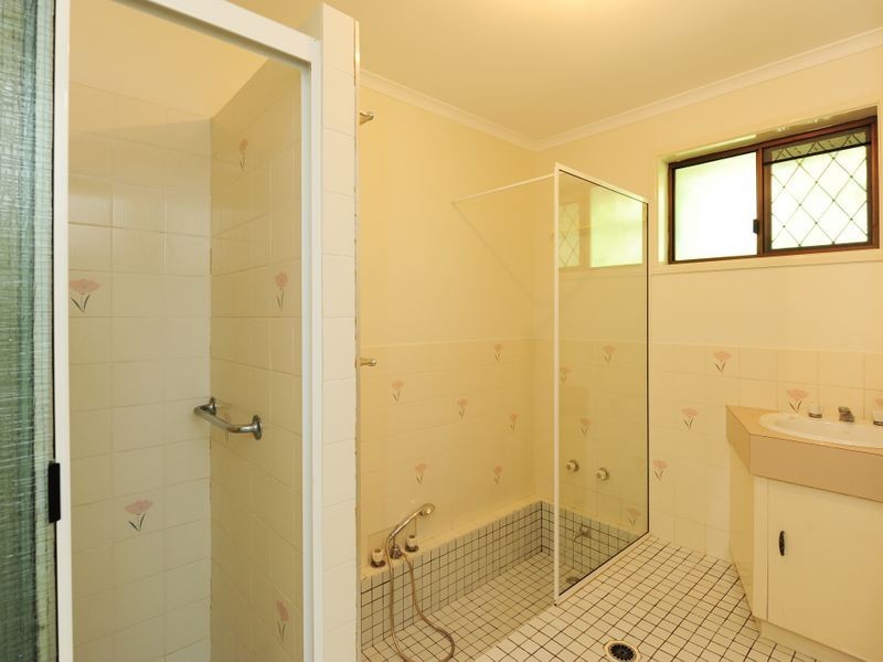 29 Kent Street, West Gladstone QLD 4680