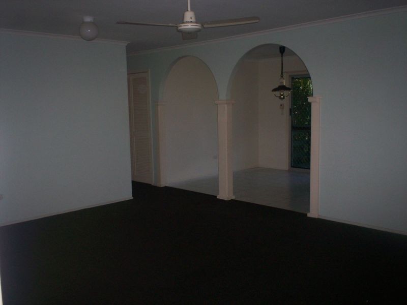 17 Cockatoo Drive, New Auckland QLD 4680