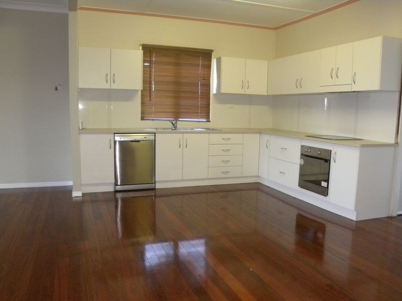 3 Hughes Street, South Gladstone QLD 4680