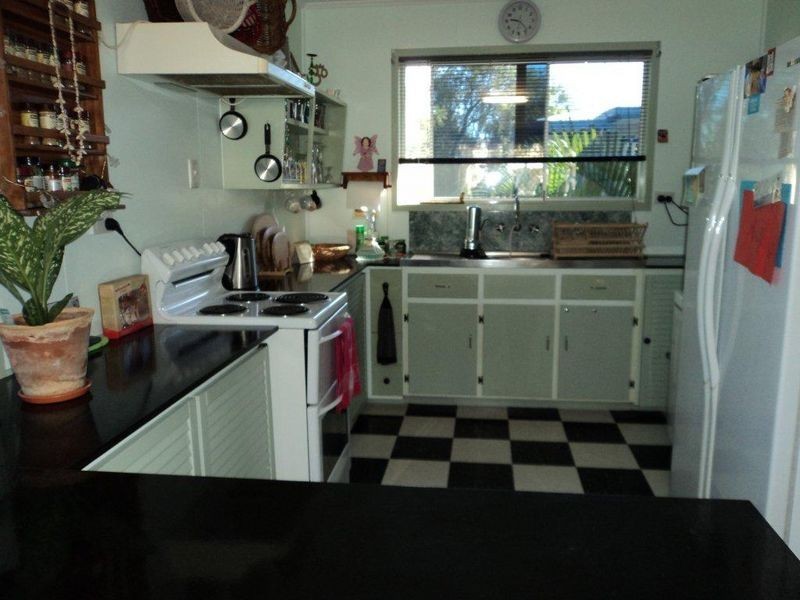 25 Tuna Street, Toolooa QLD 4680