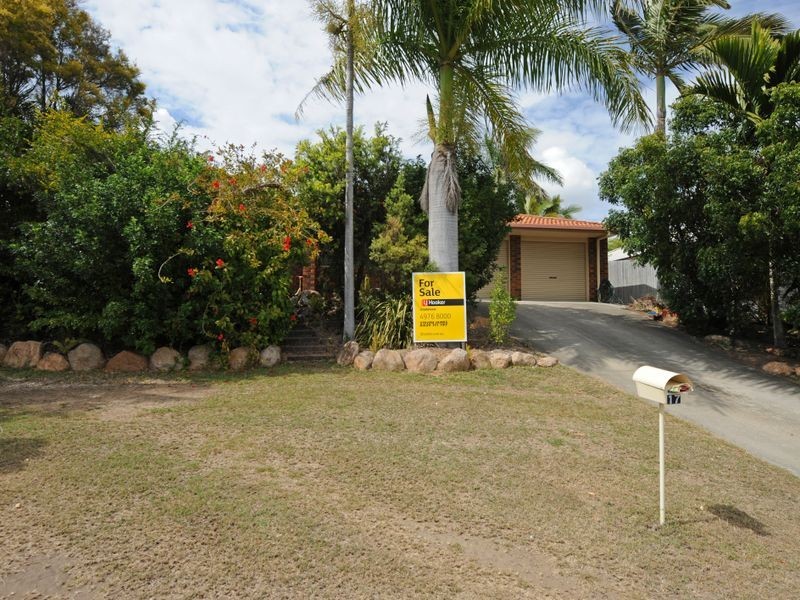 17 Deborah Street, Glen Eden QLD 4680