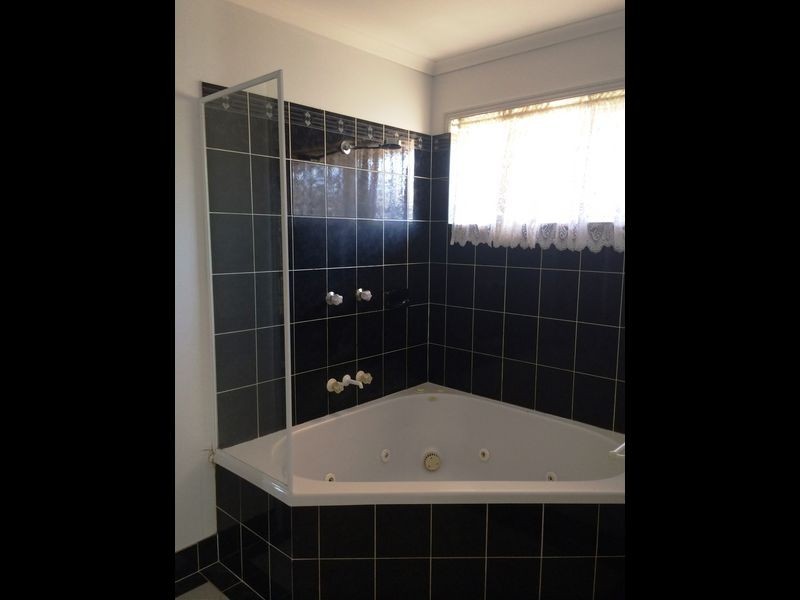 1/47 Park Street, West Gladstone QLD 4680