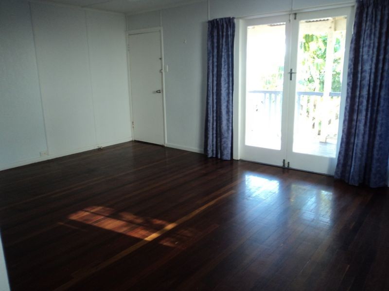16 Coon Street, South Gladstone QLD 4680