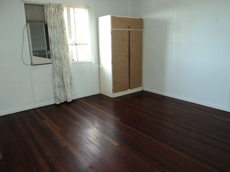 16 Coon Street, South Gladstone QLD 4680
