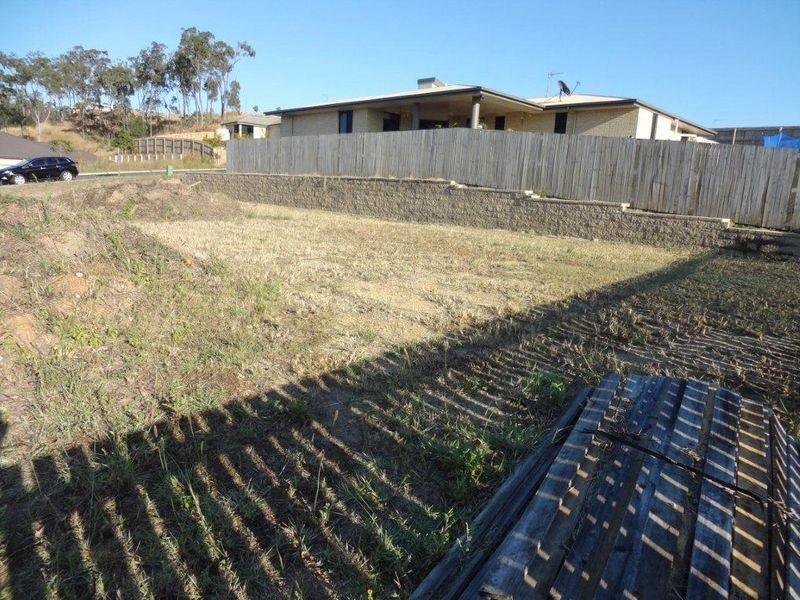 37 Koowin Drive, Kirkwood QLD 4680