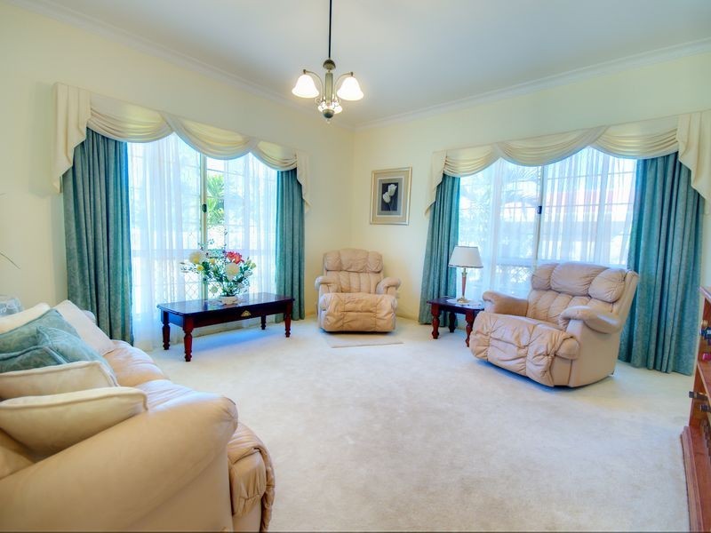 14 Parksville Drive, Gladstone QLD 4680