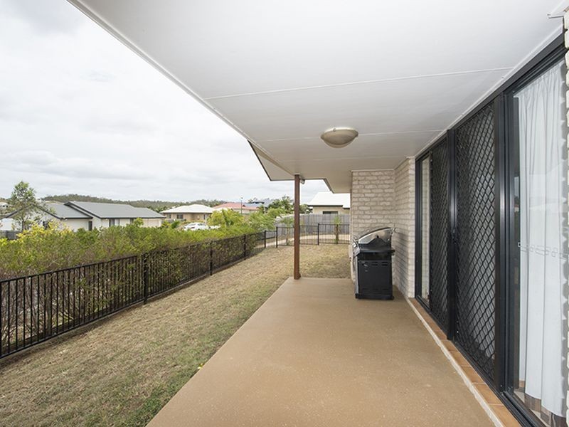 16 Skyline Drive, New Auckland QLD 4680