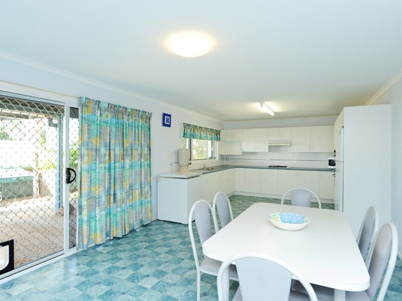 12 Columbia Avenue, Clinton QLD 4680