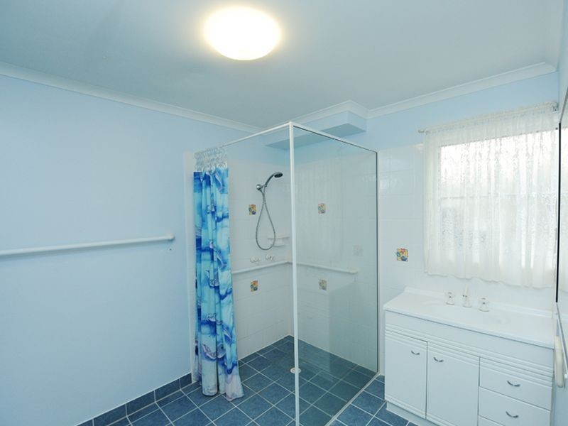 12 Columbia Avenue, Clinton QLD 4680