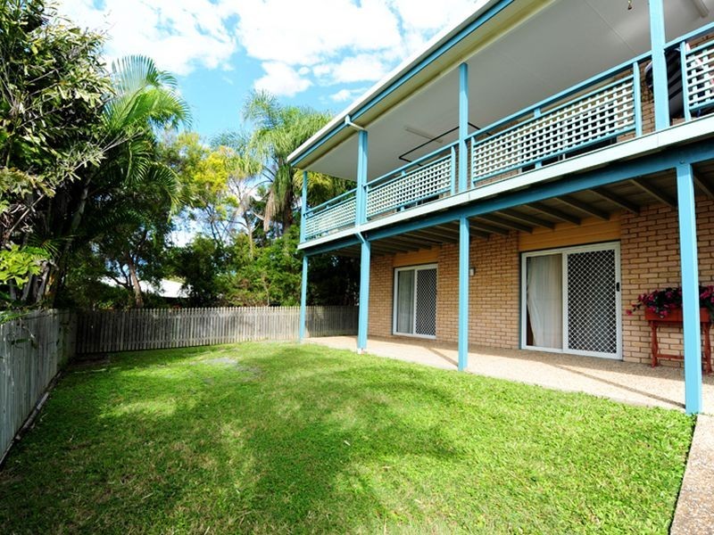 12 Columbia Avenue, Clinton QLD 4680