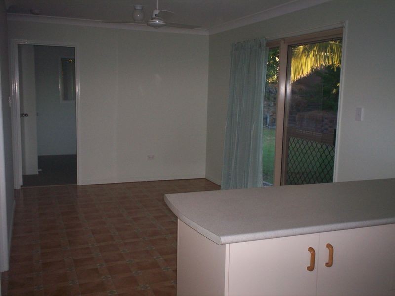 17 Deborah Street, Glen Eden QLD 4680