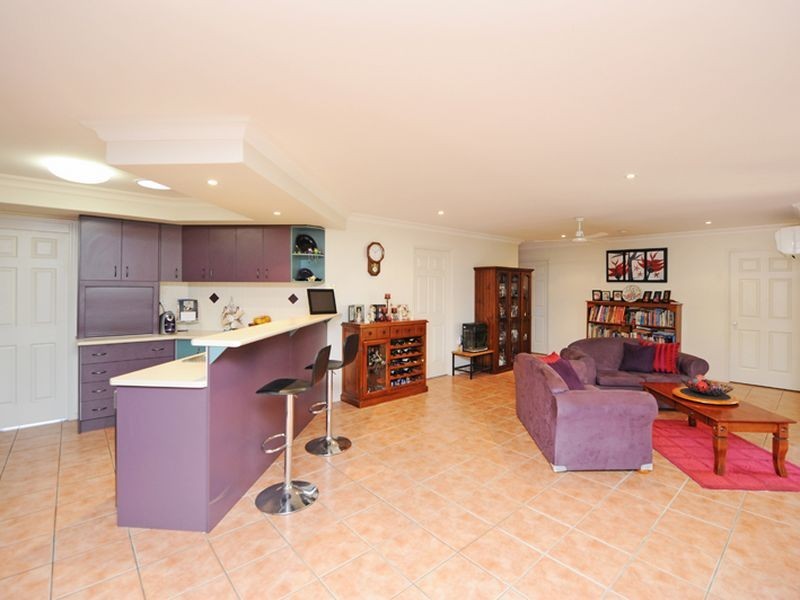 4 Osprey Court, South Gladstone QLD 4680