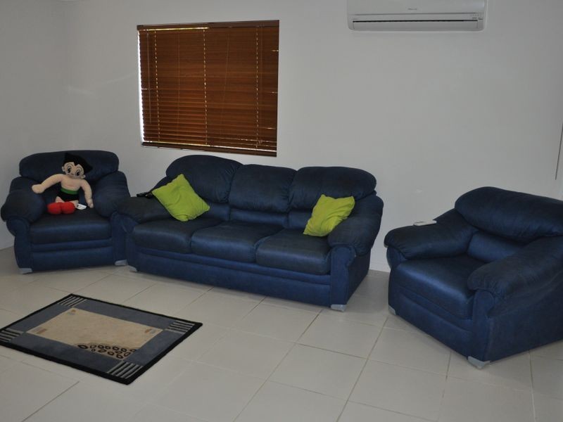 2/70 Off Lane, South Gladstone QLD 4680