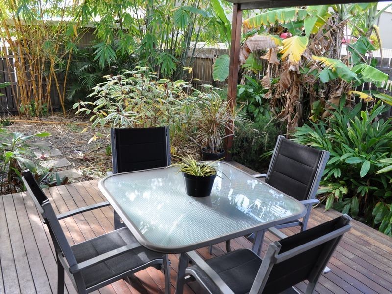 2/70 Off Lane, South Gladstone QLD 4680
