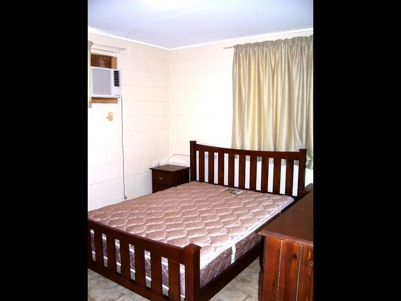 2/11 BALLENTINE STREET, Gladstone QLD 4680