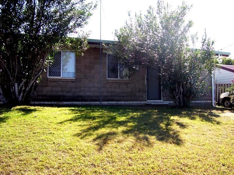 2/11 BALLENTINE STREET, Gladstone QLD 4680