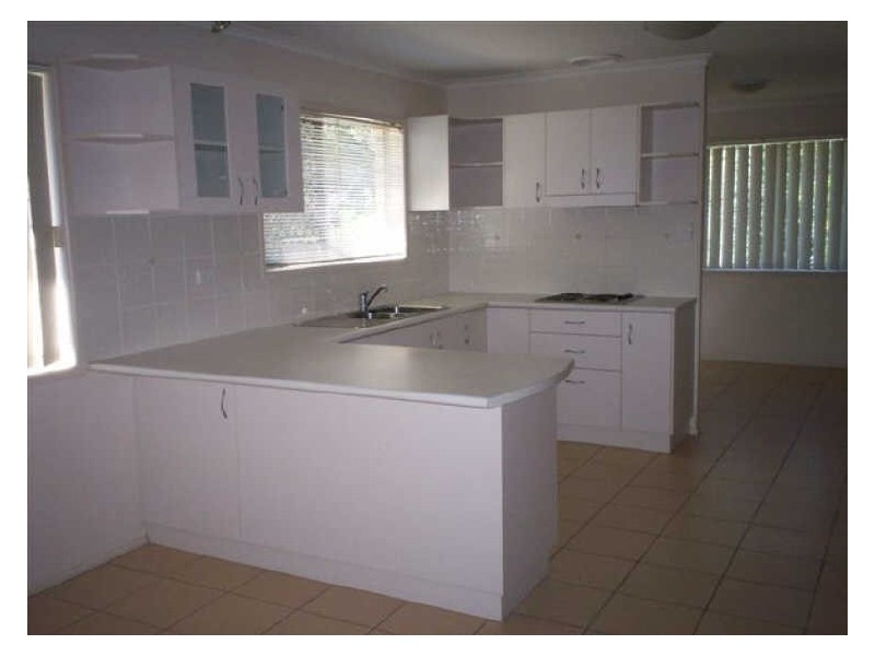 21 Sandpiper Avenue, New Auckland QLD 4680