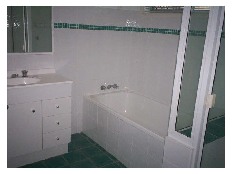 21 Sandpiper Avenue, New Auckland QLD 4680