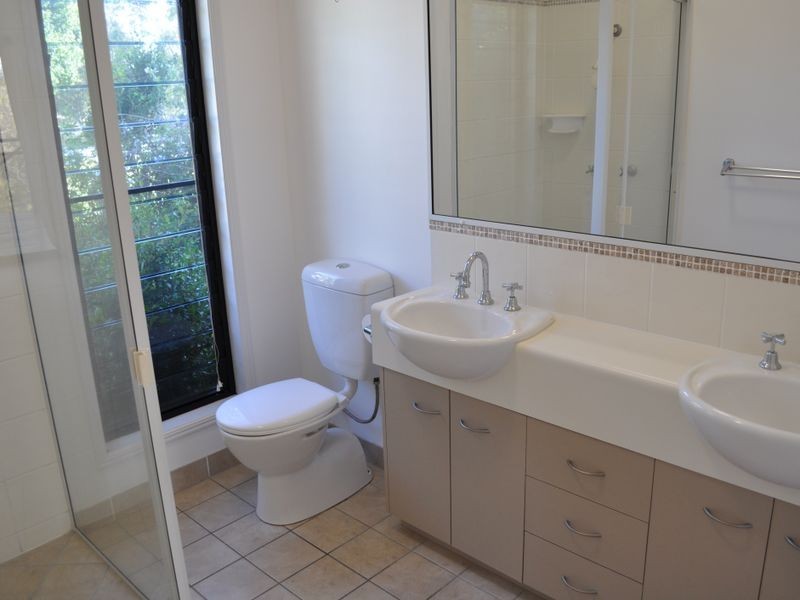 18 Llewellyn Close, Clinton QLD 4680