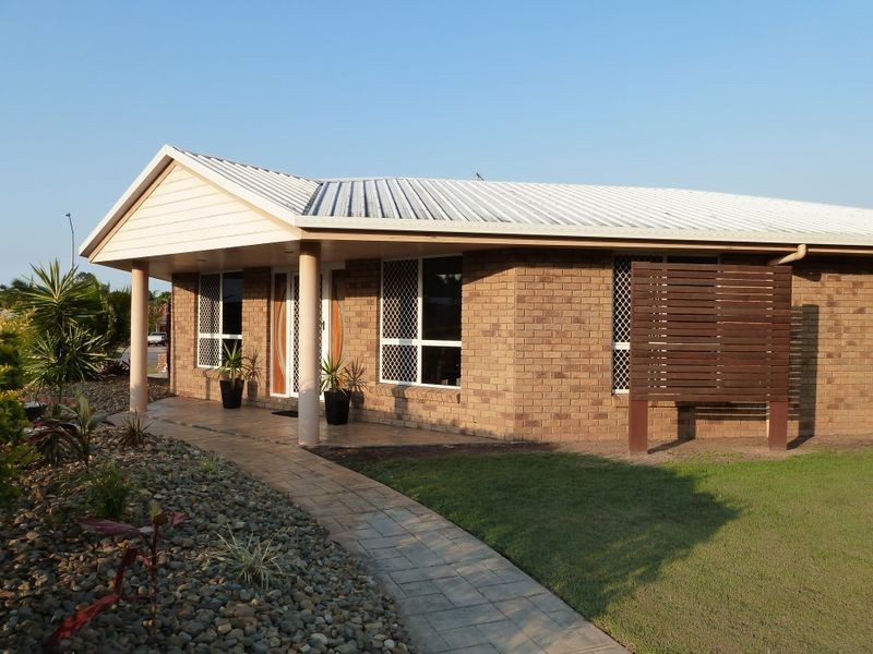 3 Barrine Close, Clinton QLD 4680