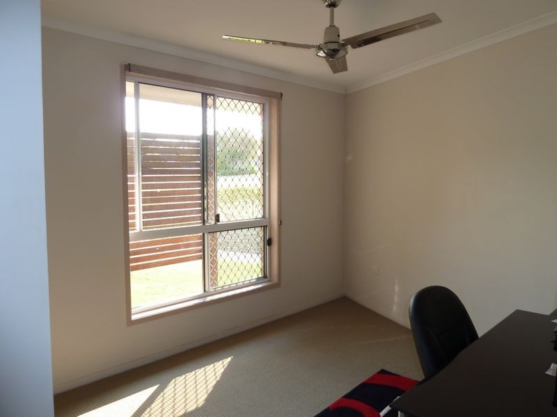 3 Barrine Close, Clinton QLD 4680