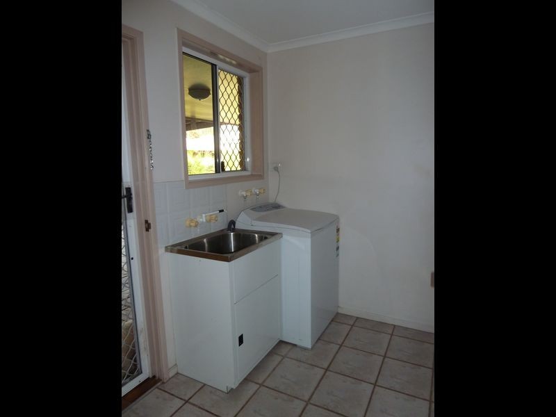 3 Barrine Close, Clinton QLD 4680