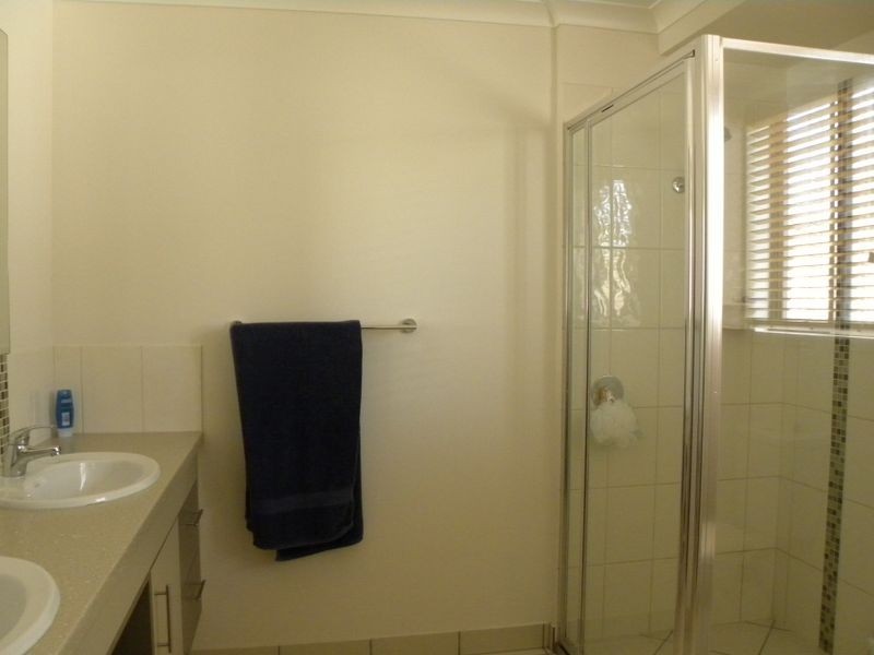 15 Eugenie Court, Glen Eden QLD 4680