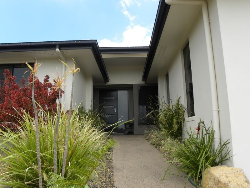 15 Eugenie Court, Glen Eden QLD 4680