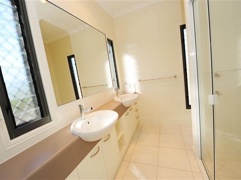 3 Danielle Court, Boyne Island QLD 4680