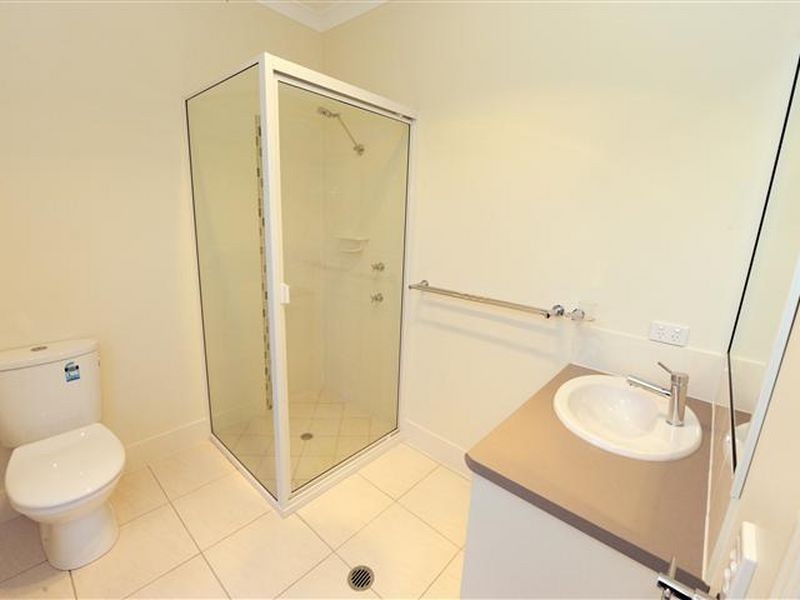 3 Danielle Court, Boyne Island QLD 4680