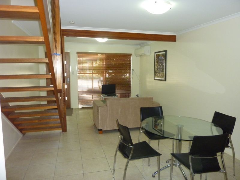 8/20 Short Street, Gladstone QLD 4680