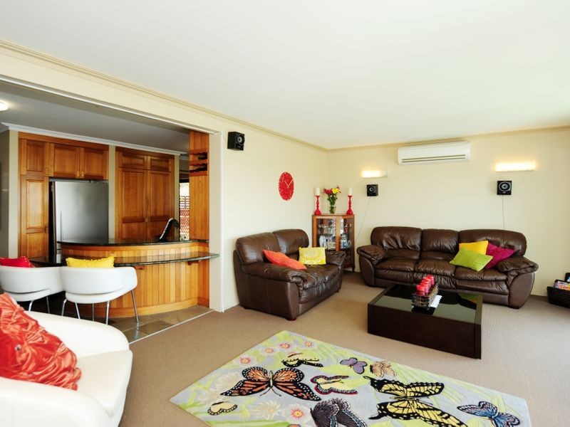 240 Goondoon Street, South Gladstone QLD 4680