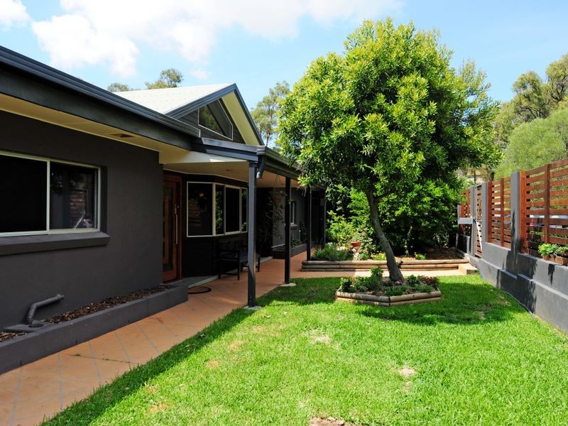 240 Goondoon Street, South Gladstone QLD 4680