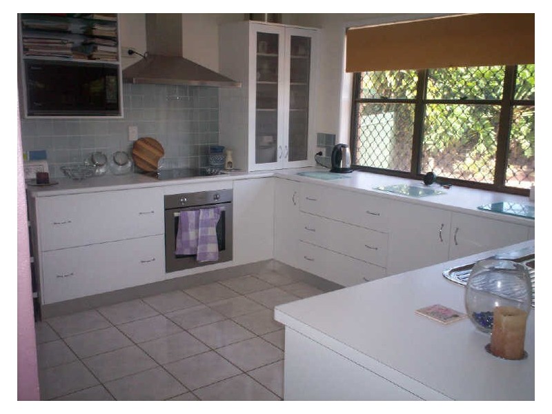 6 MCIVER ROAD, Gladstone QLD 4680