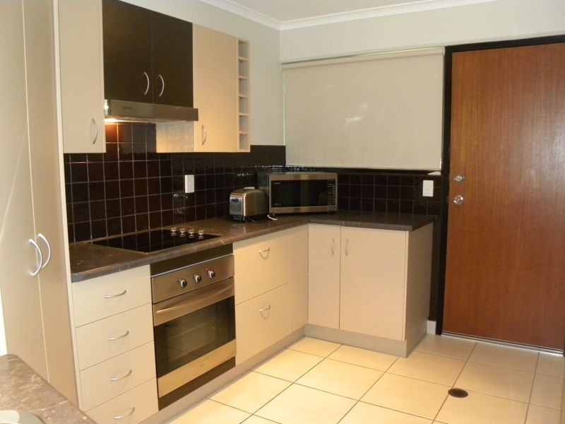 6/34 Marten Street, Gladstone QLD 4680