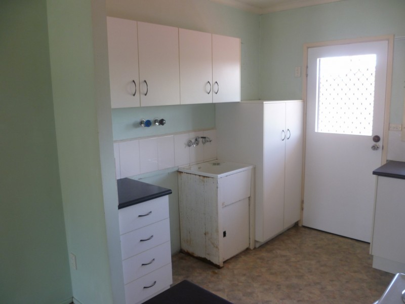 Unit 5/2 Railway Street, Gladstone QLD 4680