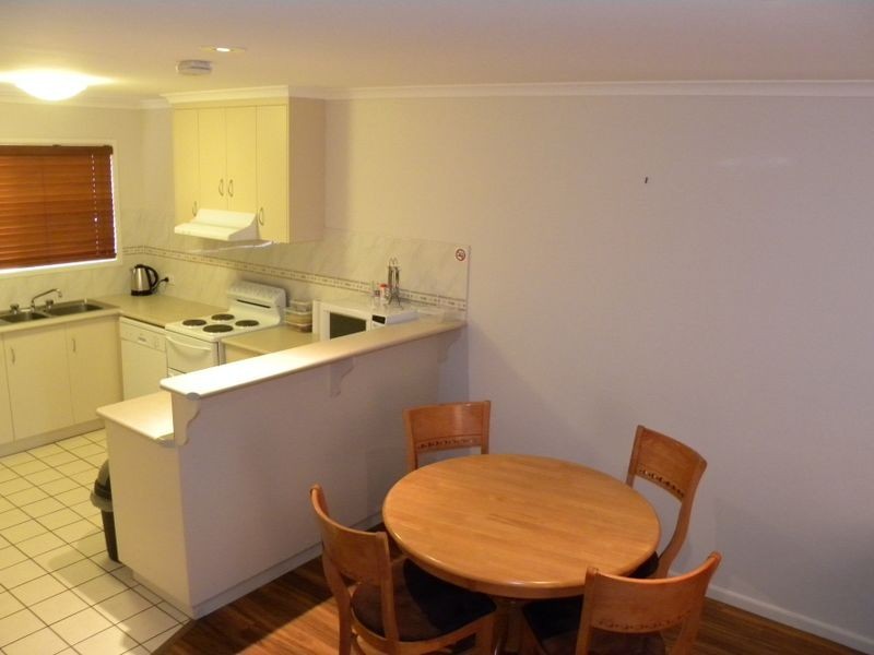 1-2-3/8 Off Lane, Gladstone QLD 4680