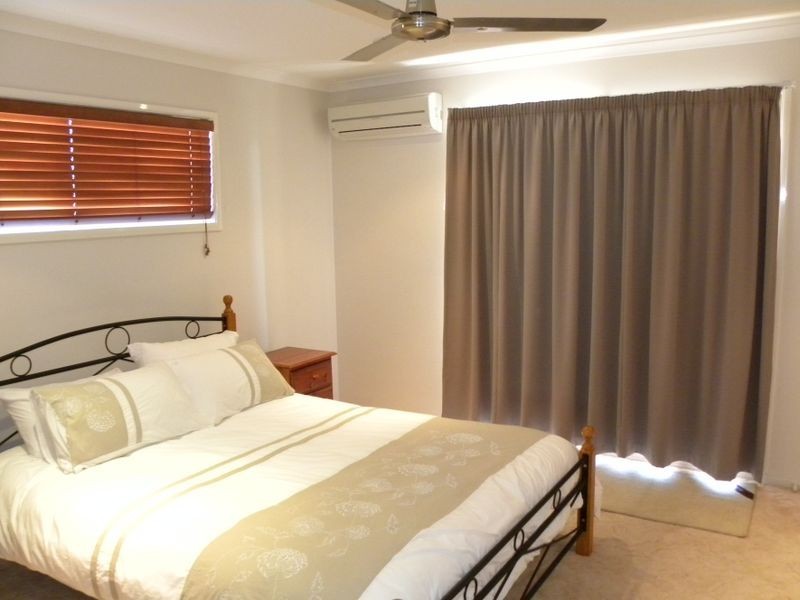 1-2-3/8 Off Lane, Gladstone QLD 4680