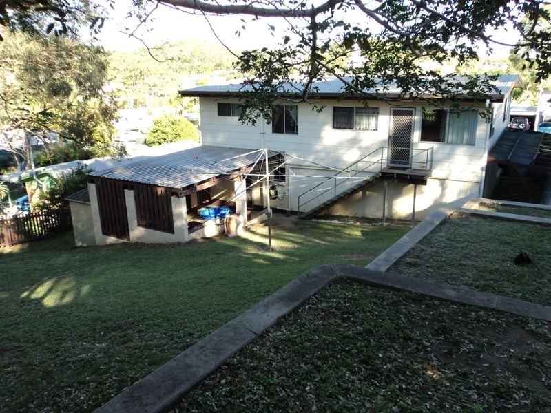 8 Ferguson Crescent, West Gladstone QLD 4680