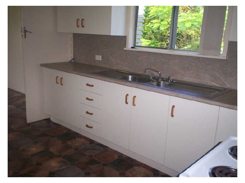 15 Marshall Avenue, Gladstone QLD 4680