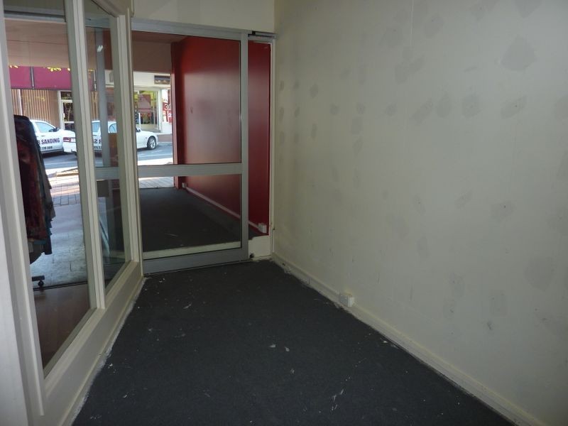 1/90 Goondoon Street, Gladstone QLD 4680