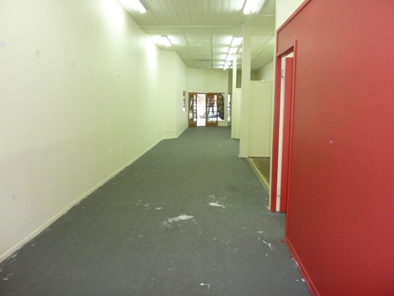 1/90 Goondoon Street, Gladstone QLD 4680