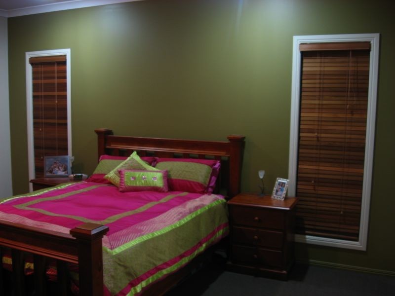 7 Carthurbie Court, New Auckland QLD 4680