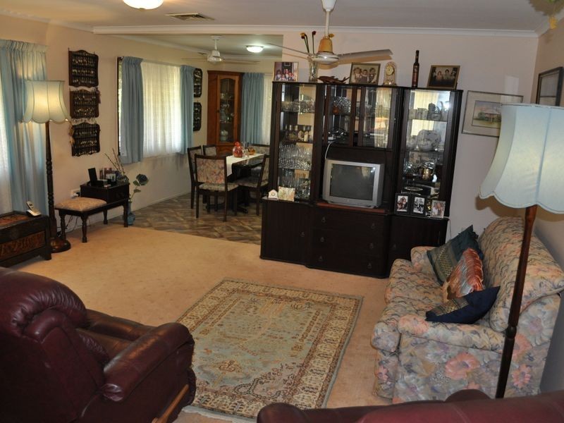 21 Oxley Drive, South Gladstone QLD 4680