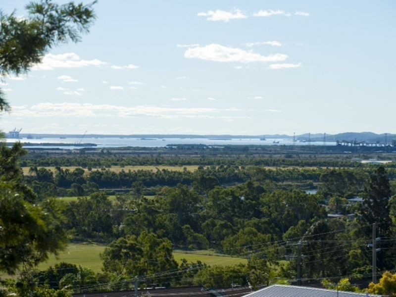 9 Rigby Crescent, West Gladstone QLD 4680